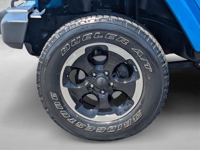 Used 2014 Jeep Wrangler Unlimited Sahara AWD/4WD image 24