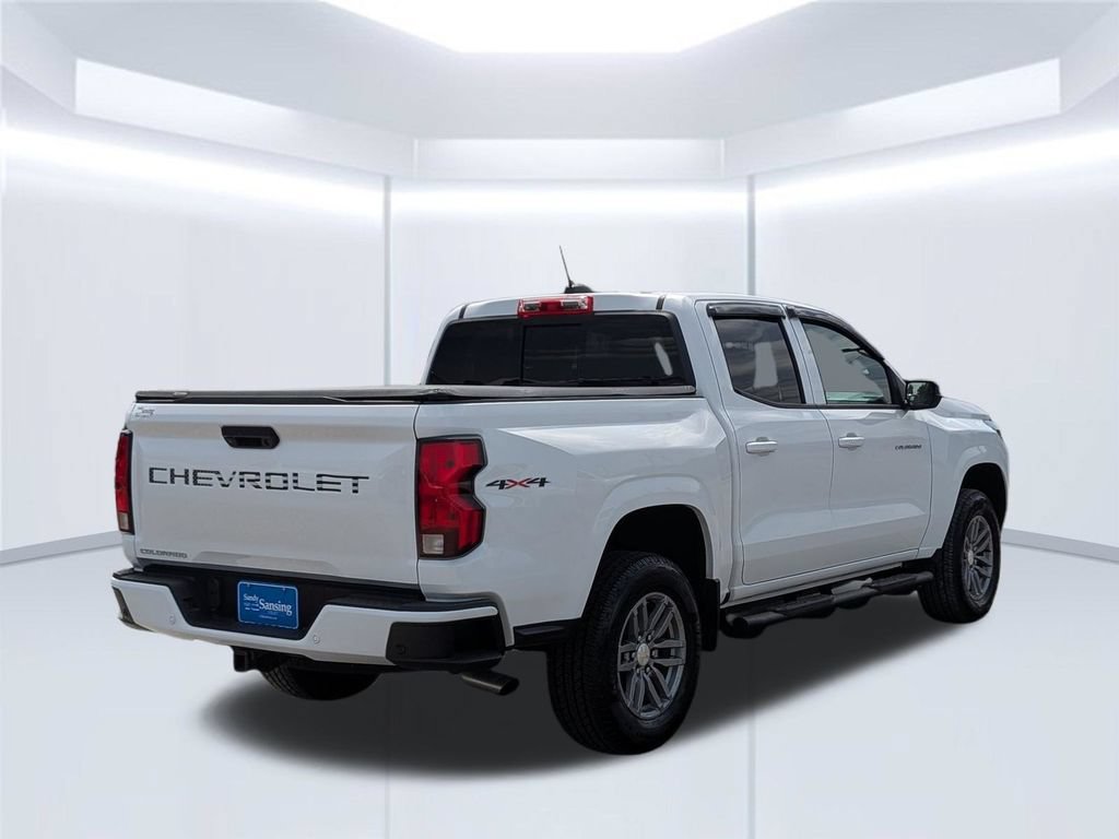 Used 2025 Chevrolet Colorado LT w/ Advanced Trailering Package AWD/4WD image 6