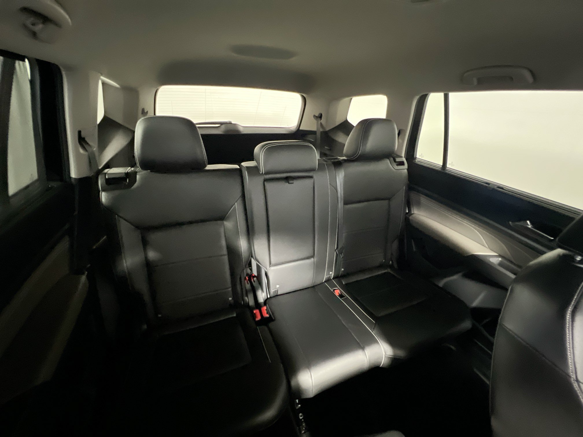 Used 2023 Volkswagen Atlas SE FWD image 32