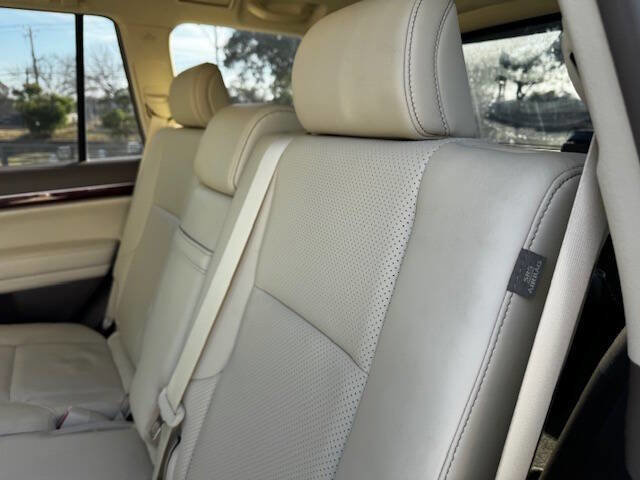 Used 2010 Lexus GX 460 image 31