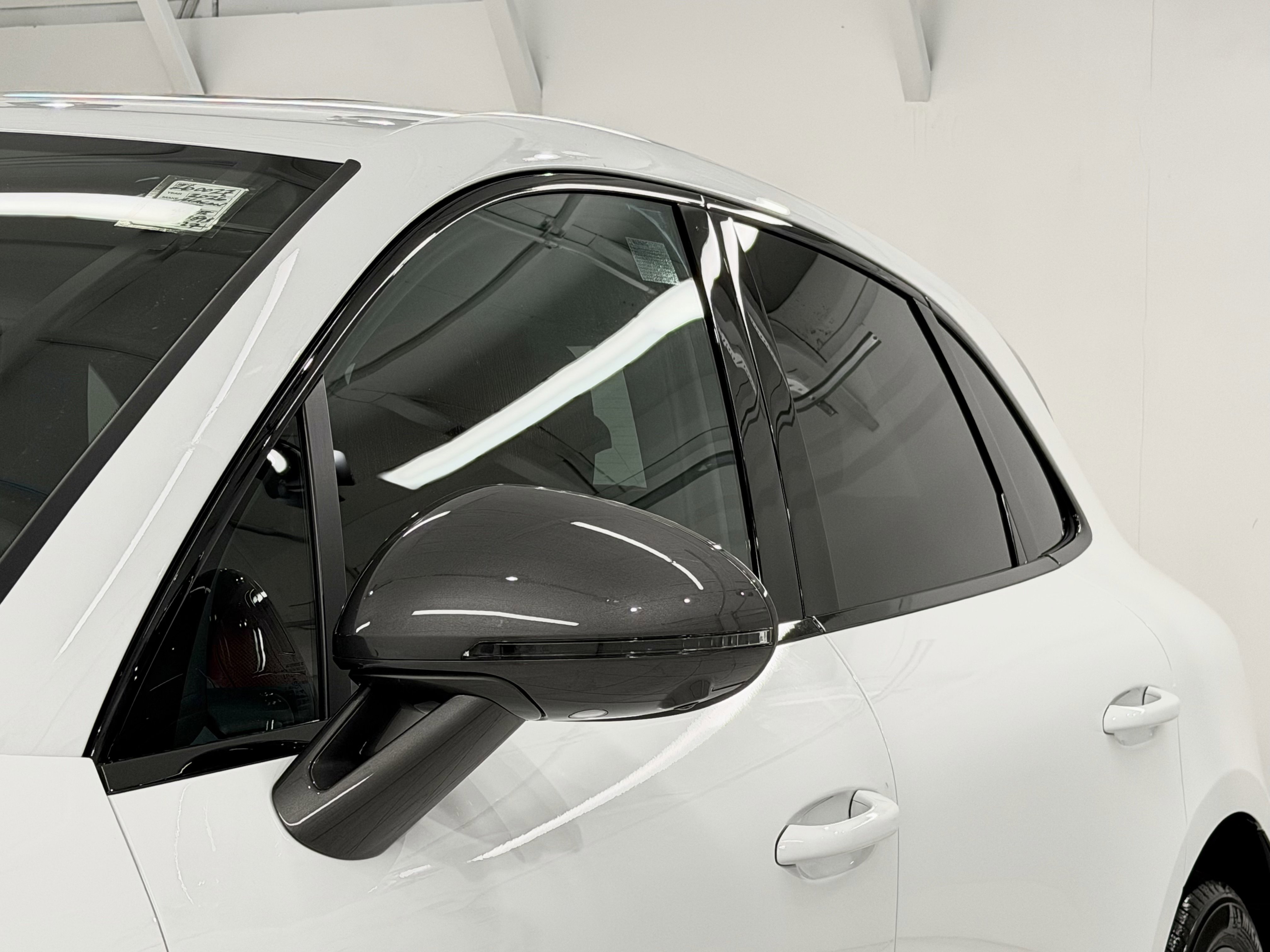 New 2026 Porsche Macan Turbo image 19