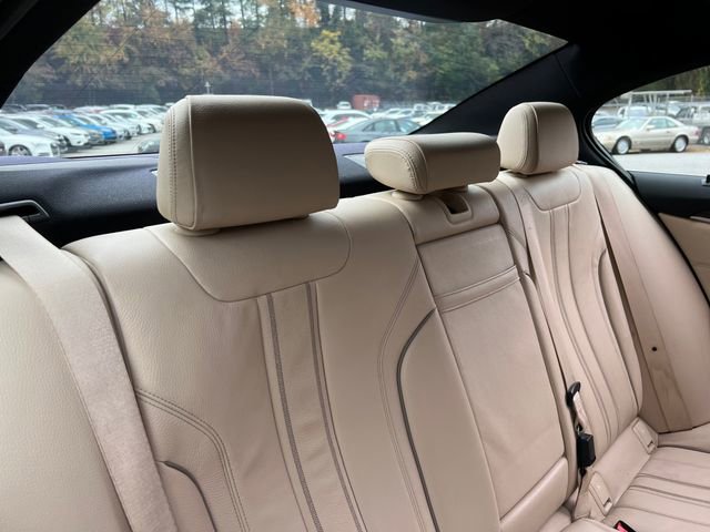 Used 2020 BMW 530i w/ Convenience Package image 30