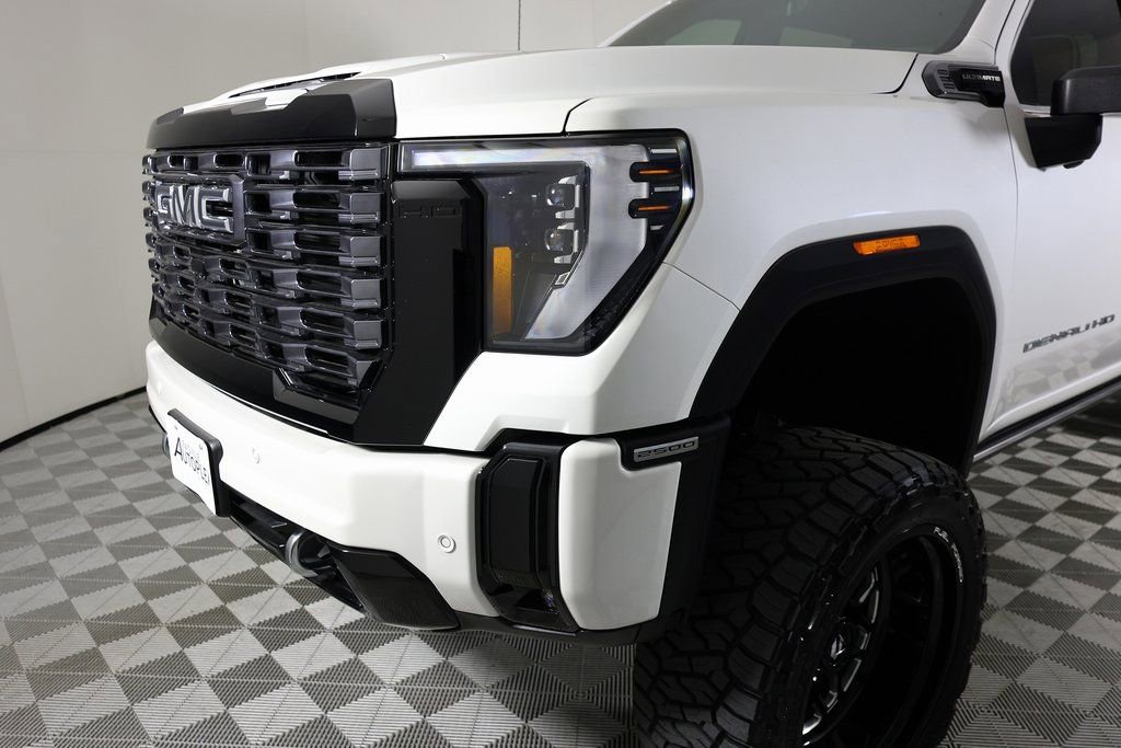 Used 2025 GMC Sierra 2500 Denali Ultimate AWD/4WD image 43
