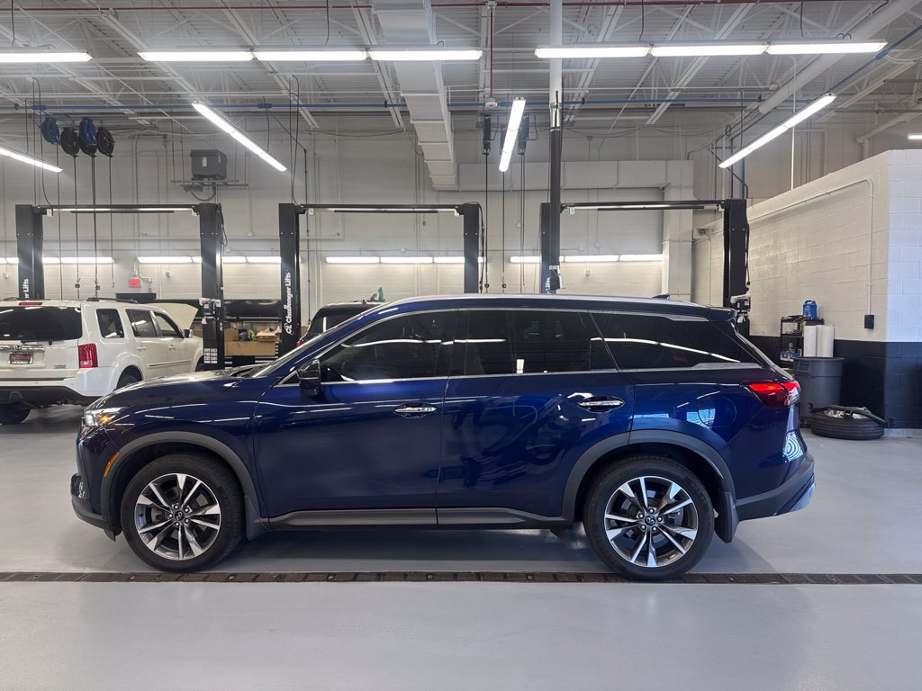 Used 2022 INFINITI QX60 Luxe w/ Vision Package AWD/4WD image 8