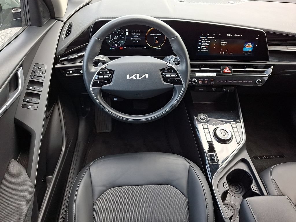 Certified 2023 Kia Niro Wind w/ Wind Preserve Package FWD image 11