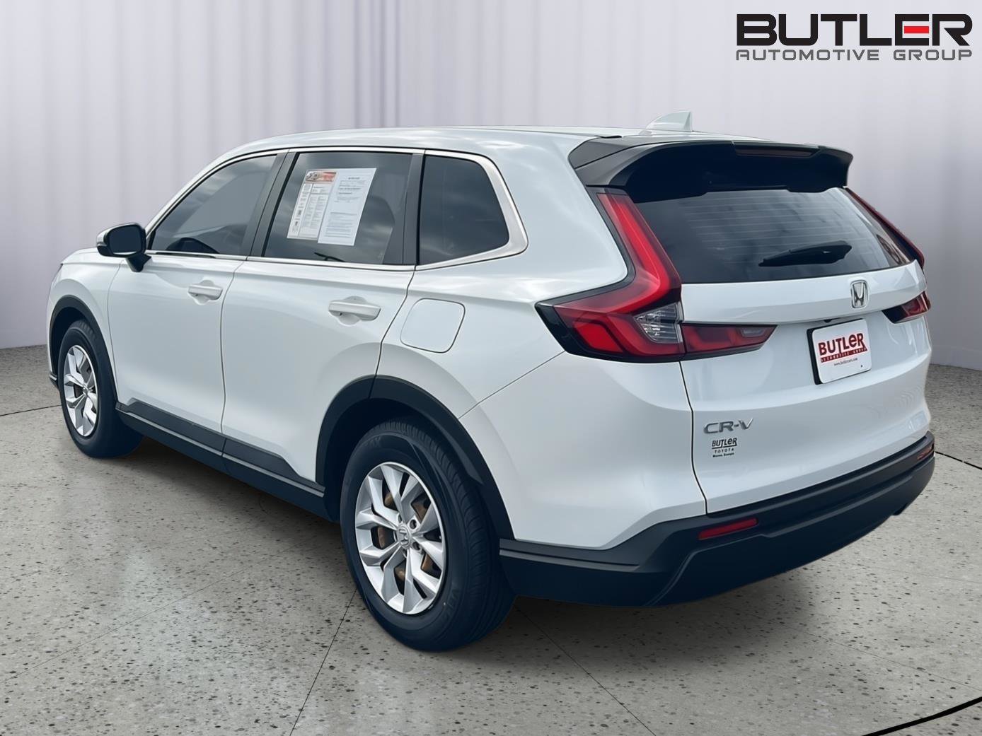 Used 2024 Honda CR-V LX image 4
