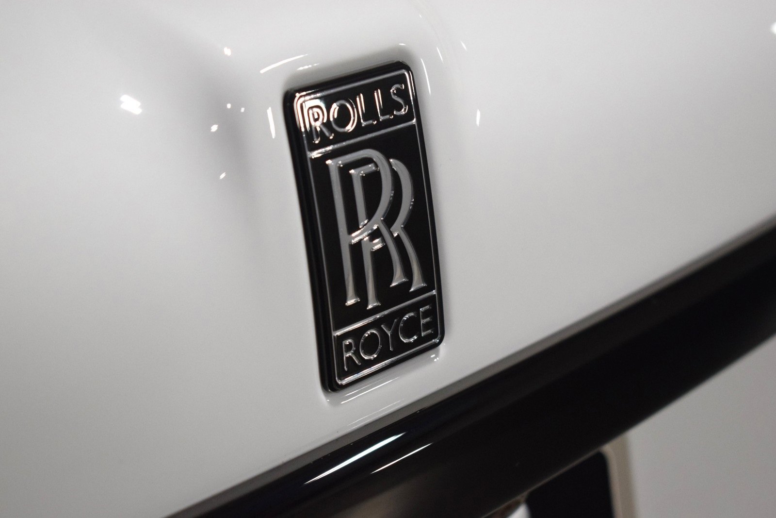 New 2026 Rolls-Royce Cullinan Black Badge image 12