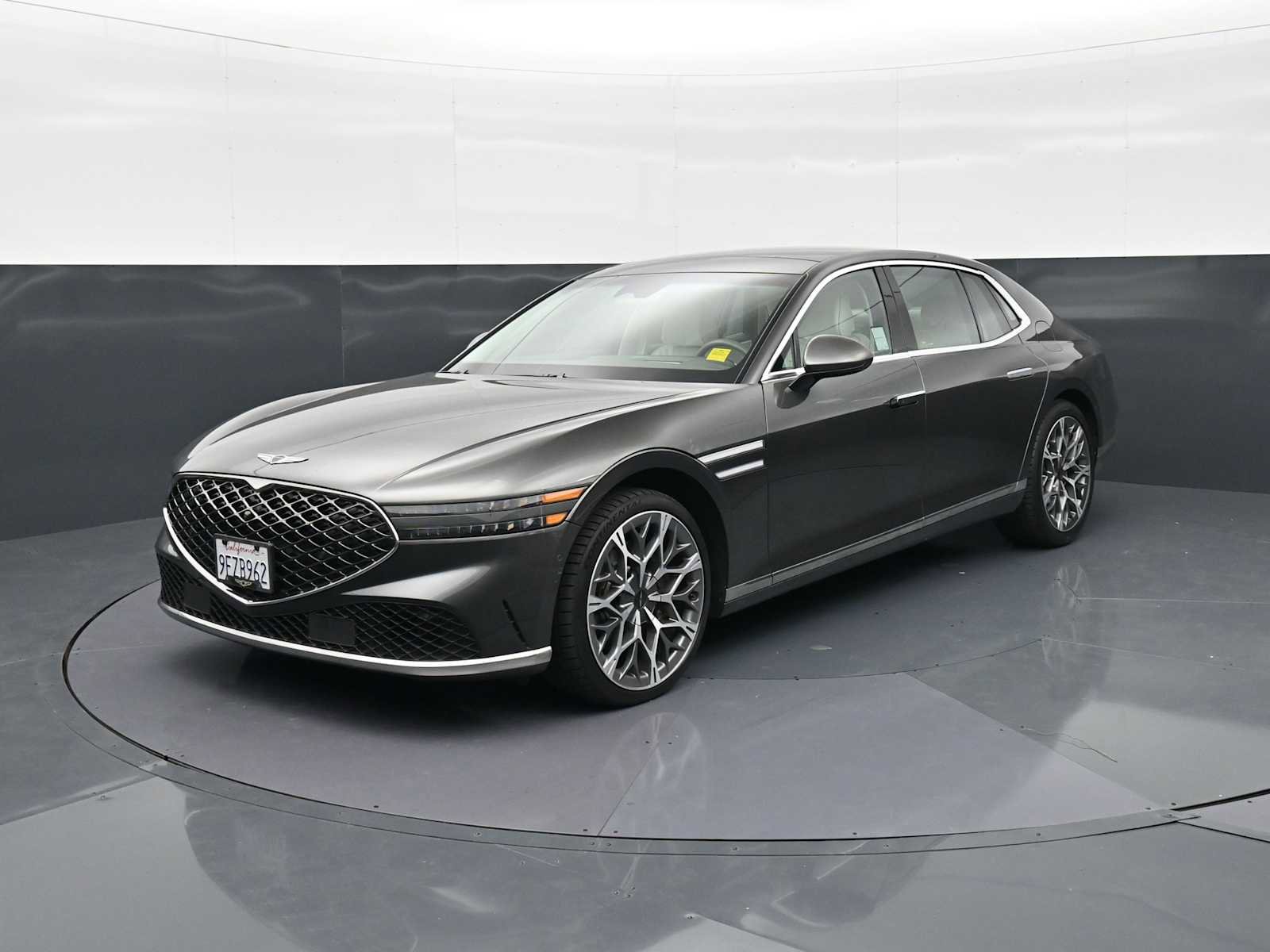Used 2023 Genesis G90 3.5T AWD/4WD image 1