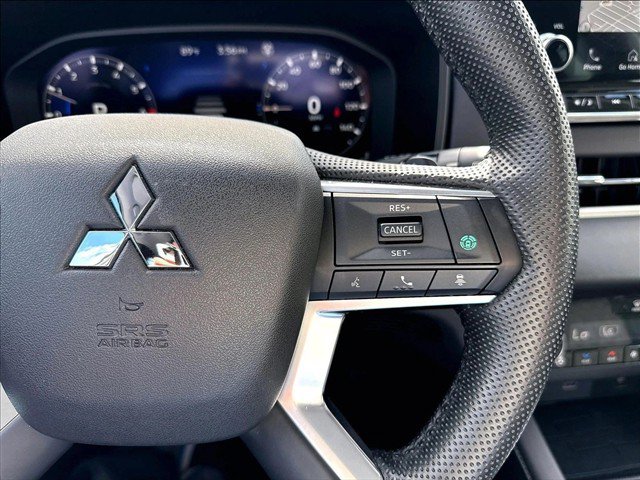 Used 2023 Mitsubishi Outlander SEL FWD image 20