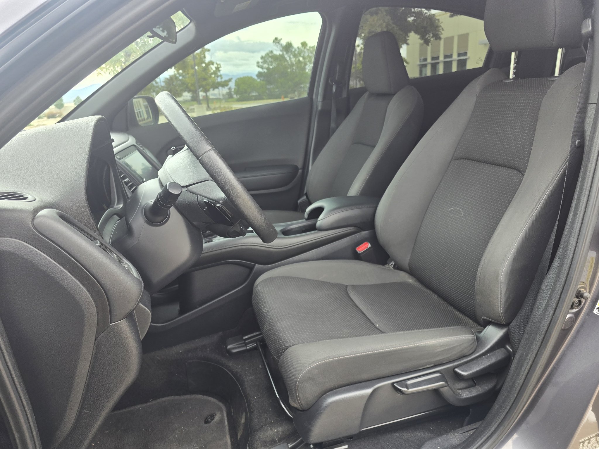 Used 2022 Honda HR-V Sport image 13