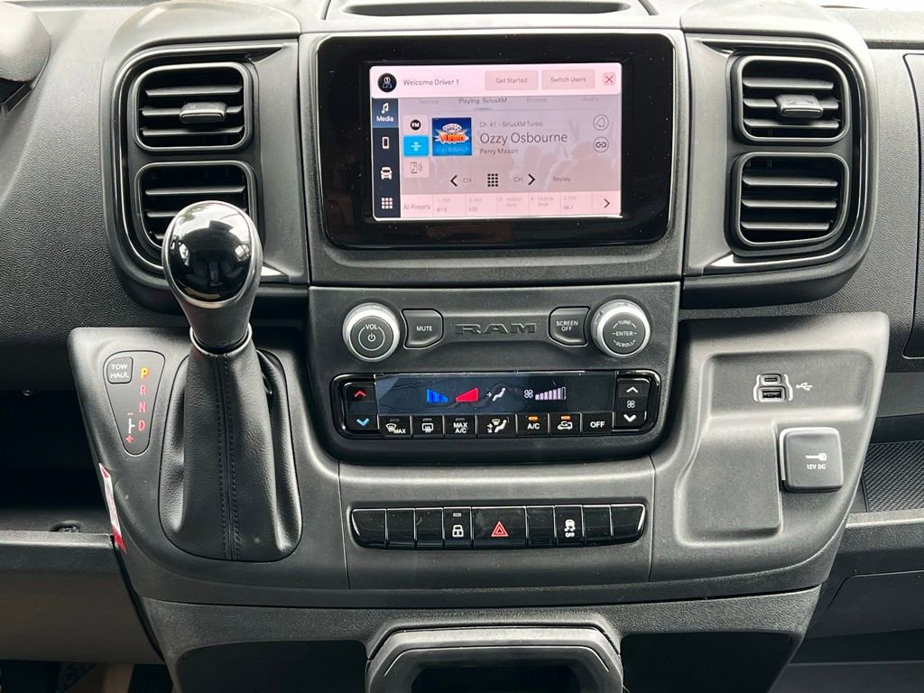 New 2025 RAM ProMaster 1500 w/ Convenience Group FWD image 21
