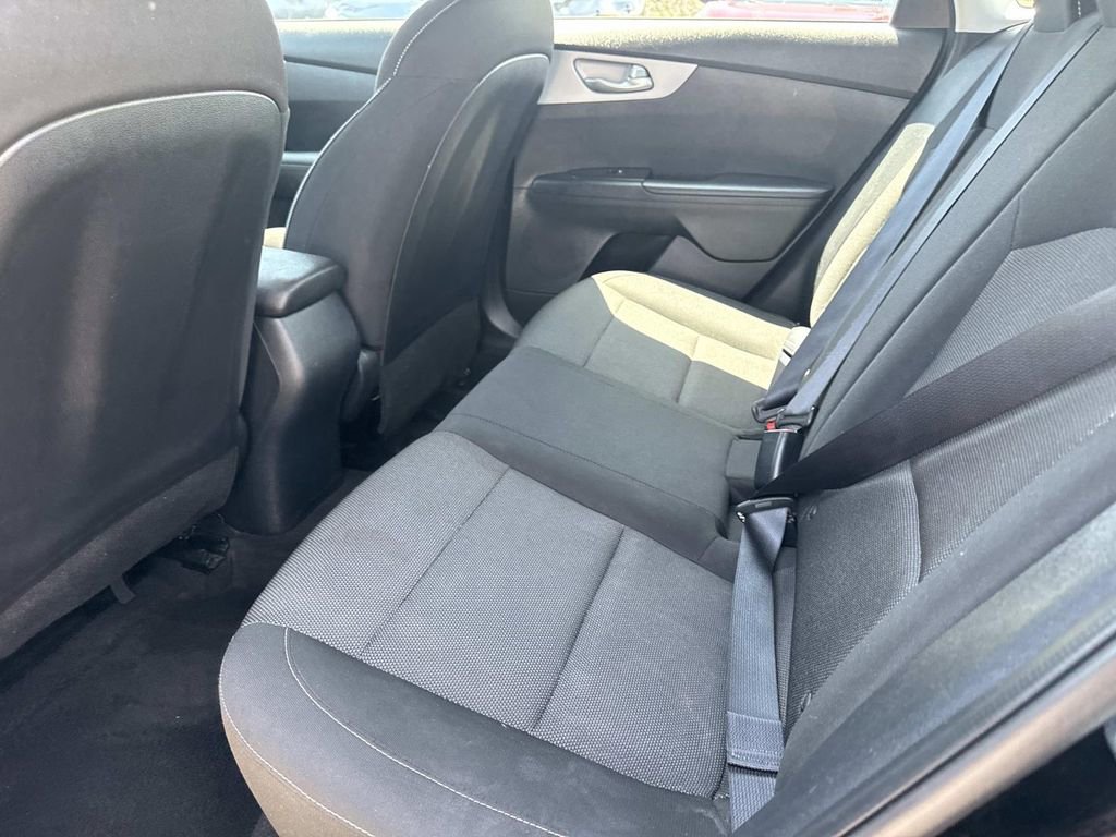 Used 2024 Kia Forte LXS FWD image 13