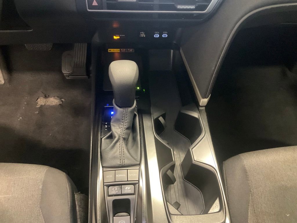Used 2025 Toyota Camry LE image 22