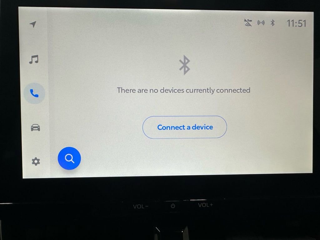 Used 2025 Toyota Corolla SE w/ SE Premium Package image 28