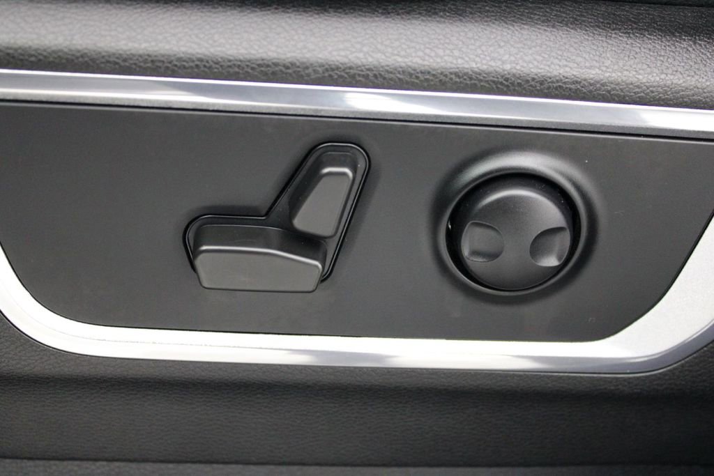 Used 2022 RAM 1500 Laramie image 19