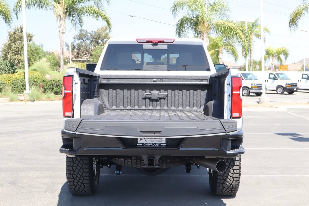 New 2026 Chevrolet Silverado 2500 ZR2 w/ LPO, Dark Essentials Package AWD/4WD image 37