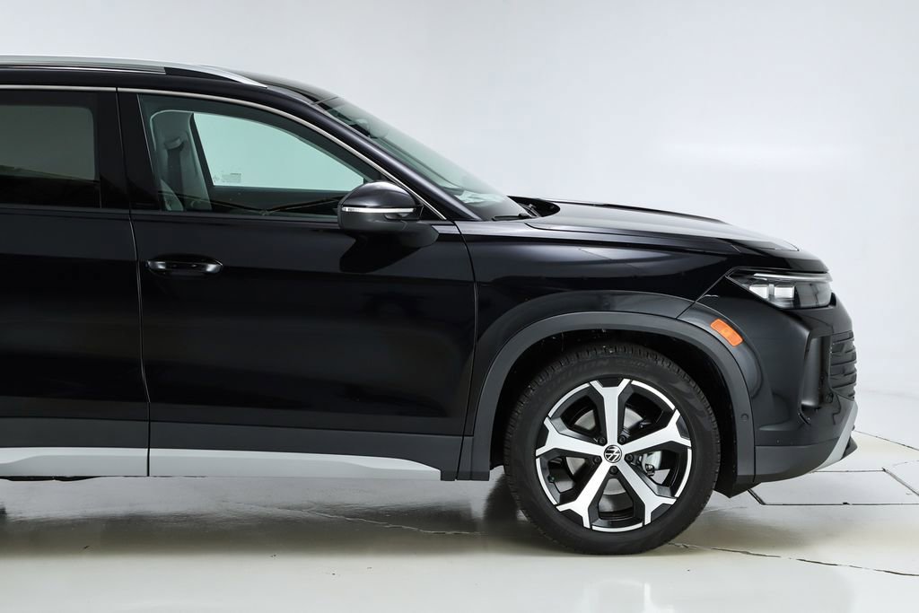 New 2026 Volkswagen Tiguan SE image 12