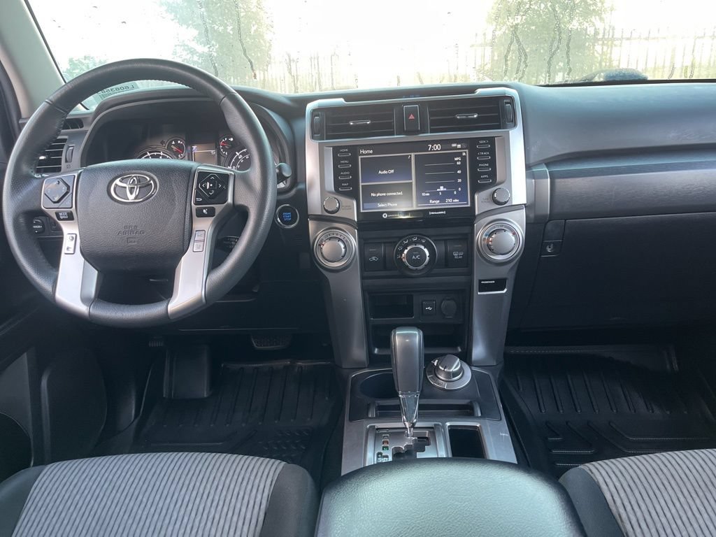 Used 2022 Toyota 4Runner SR5 AWD/4WD image 16