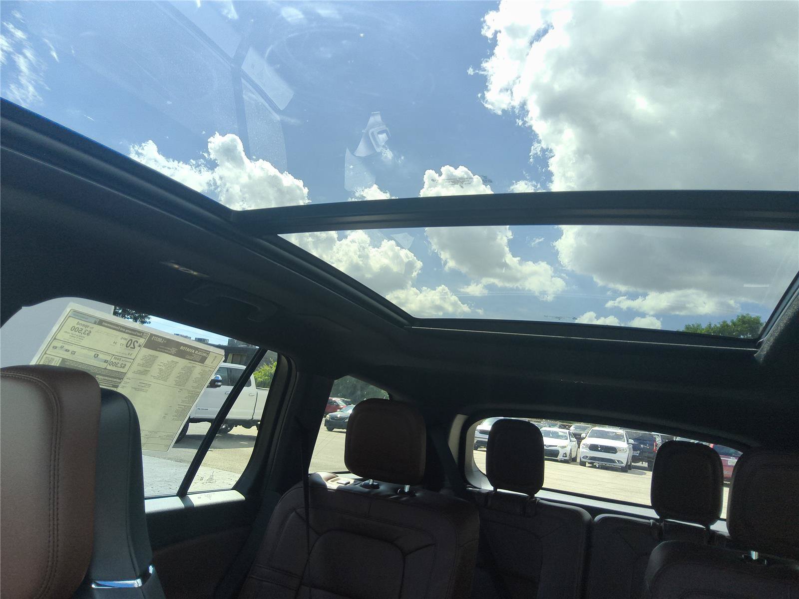 New 2027 Lincoln Aviator Reserve AWD/4WD image 16