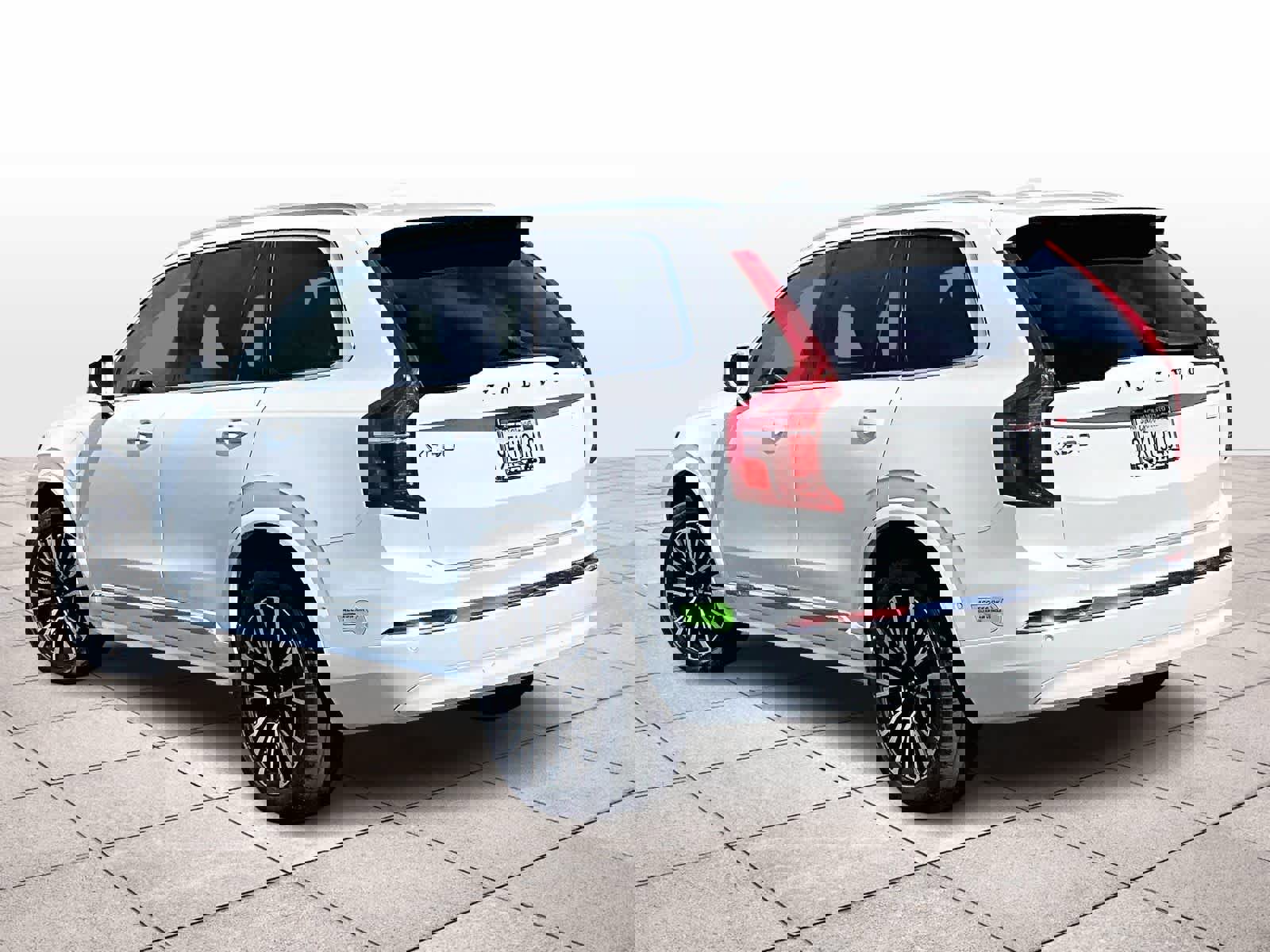 Used 2023 Volvo XC90 T8 Plus w/ Protection Package Premier image 14