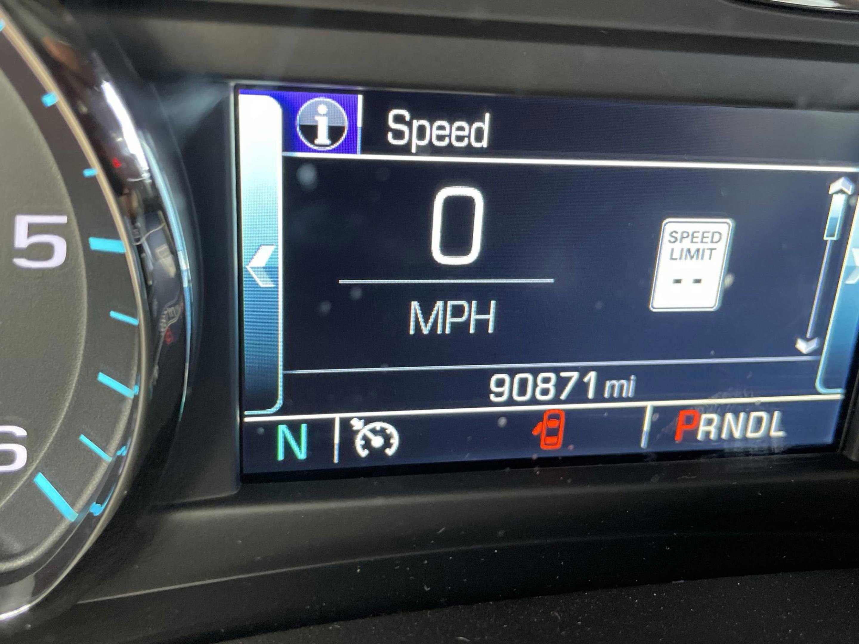 Used 2019 GMC Yukon SLT image 32