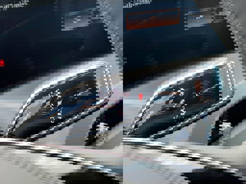 New 2026 Cadillac Vistiq Premium Luxury w/ LPO, Floor Liner Package image 17