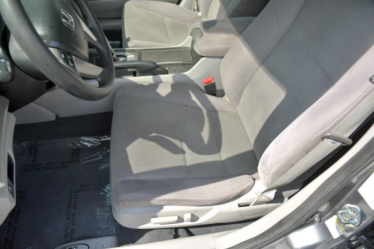 Used 2012 Honda Accord LX image 19