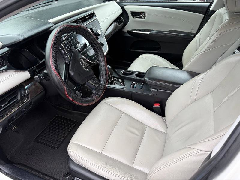 Used 2016 Toyota Avalon XLE image 7