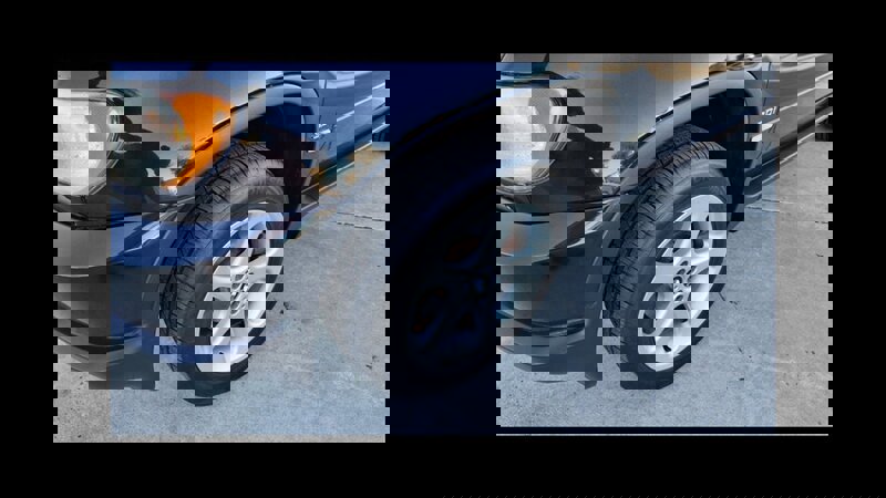 Used 2003 BMW X5 3.0i image 2