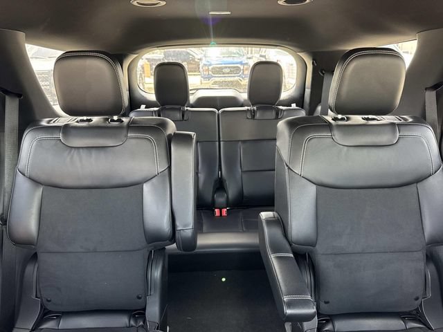 Used 2024 Ford Explorer ST AWD/4WD image 15