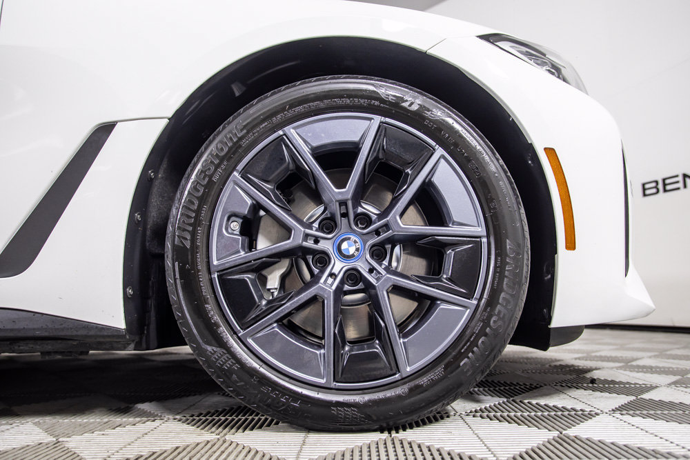Used 2023 BMW i4 eDrive40 w/ Premium Package RWD image 41