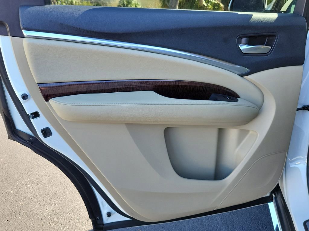 Used 2018 Acura MDX FWD w/ Technology Package image 12