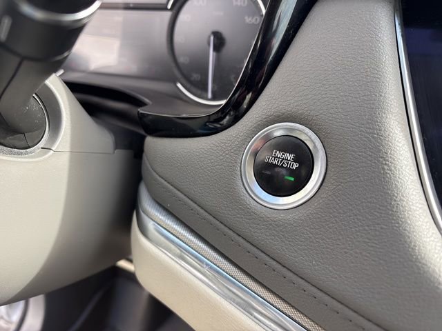 Used 2020 Cadillac XT5 Premium Luxury w/ LPO, Floor Liner Package image 20