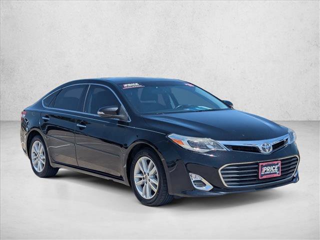 Used 2013 Toyota Avalon XLE Premium FWD image 3