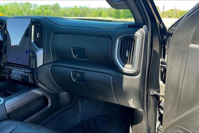 Used 2019 Chevrolet Silverado 1500 LTZ image 27