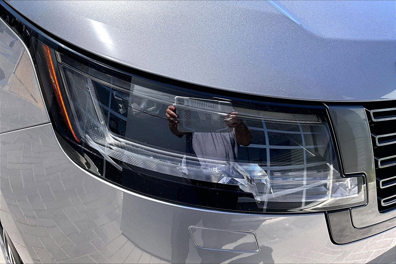 Used 2023 Land Rover Range Rover SE image 28