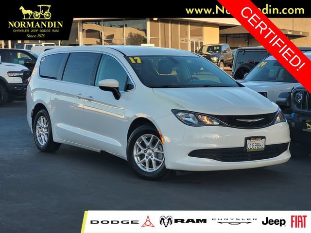 Certified 2017 Chrysler Pacifica LX
