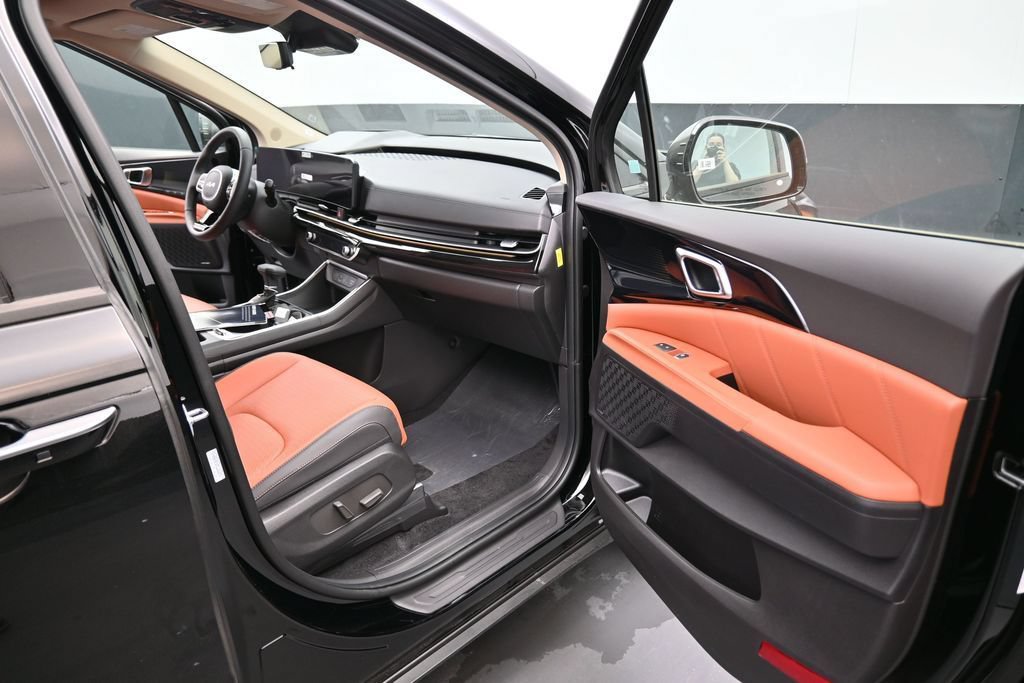 New 2026 Kia Carnival SX Prestige FWD image 10