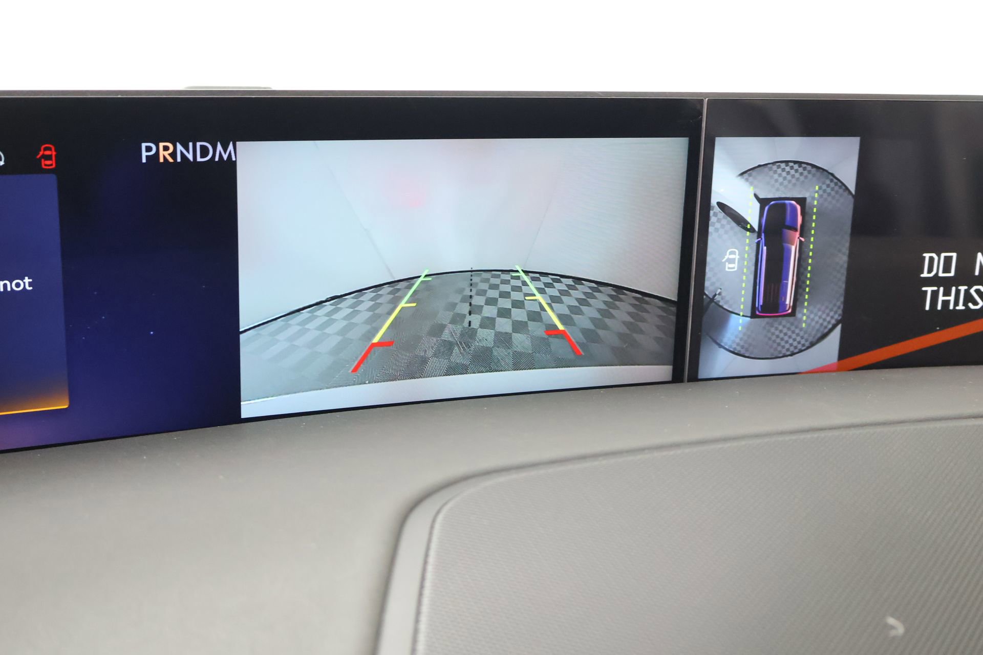 New 2026 Lincoln Navigator Reserve w/ Jet Appearance Package image 6