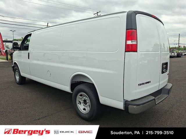 New 2026 GMC Savana 3500 Extended w/ Driver Convenience Package RWD image 4