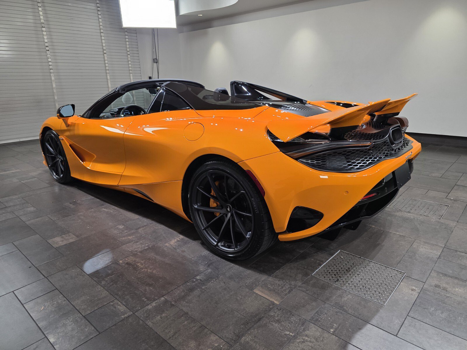New 2027 McLaren 750S Spider RWD image 4