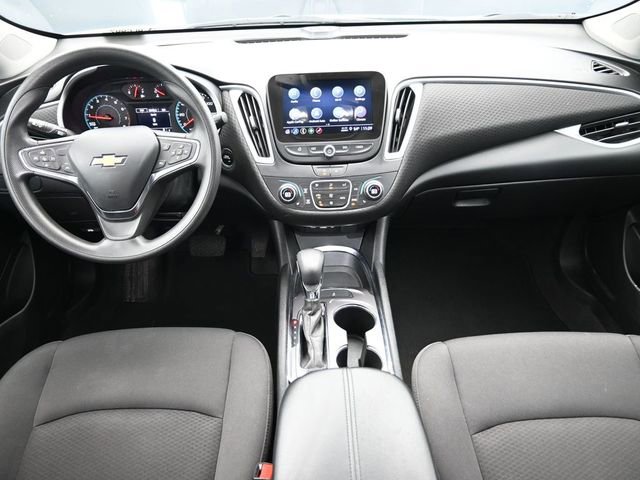 Used 2023 Chevrolet Malibu LT image 25