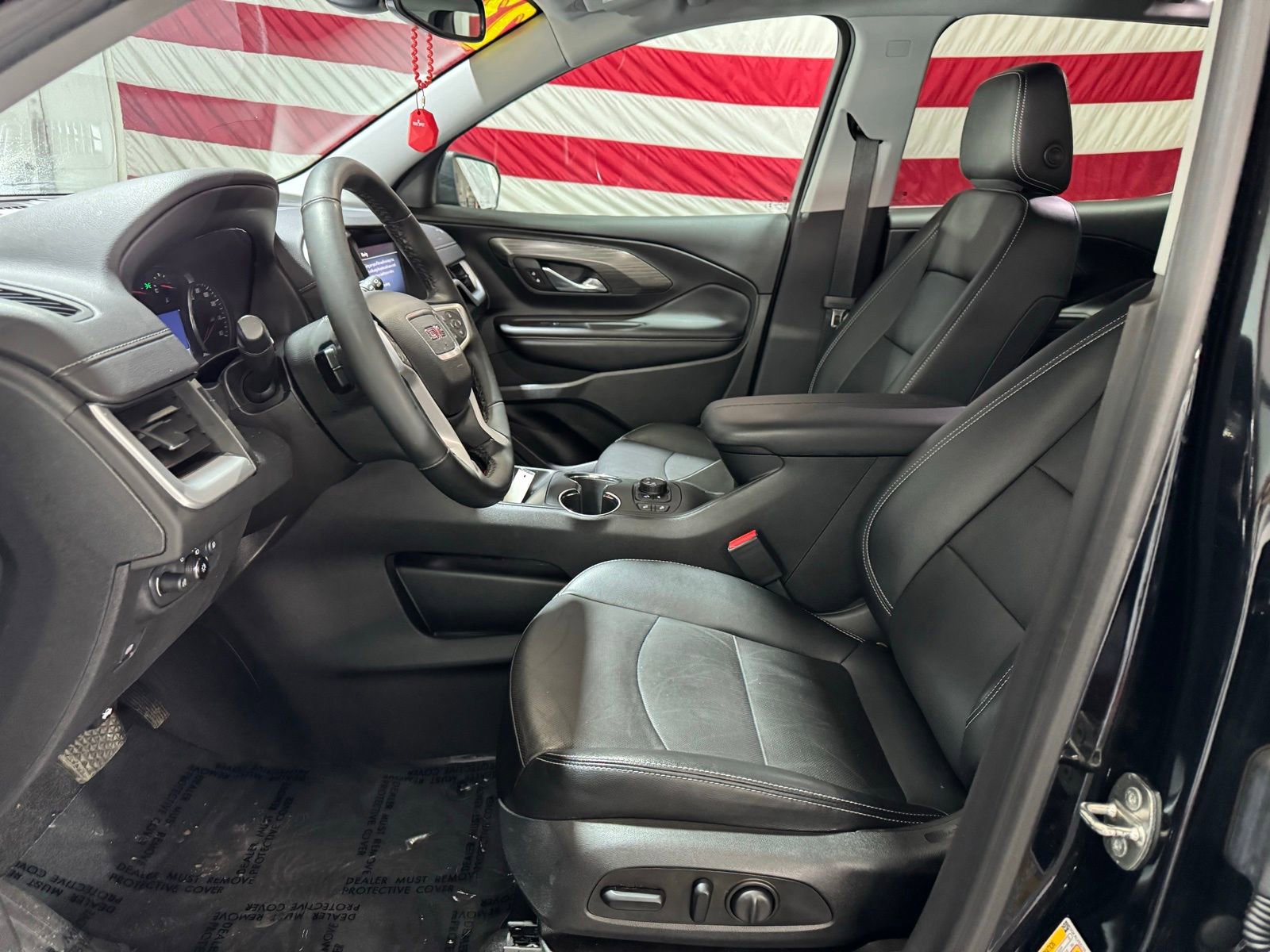 Used 2023 GMC Terrain SLT image 10