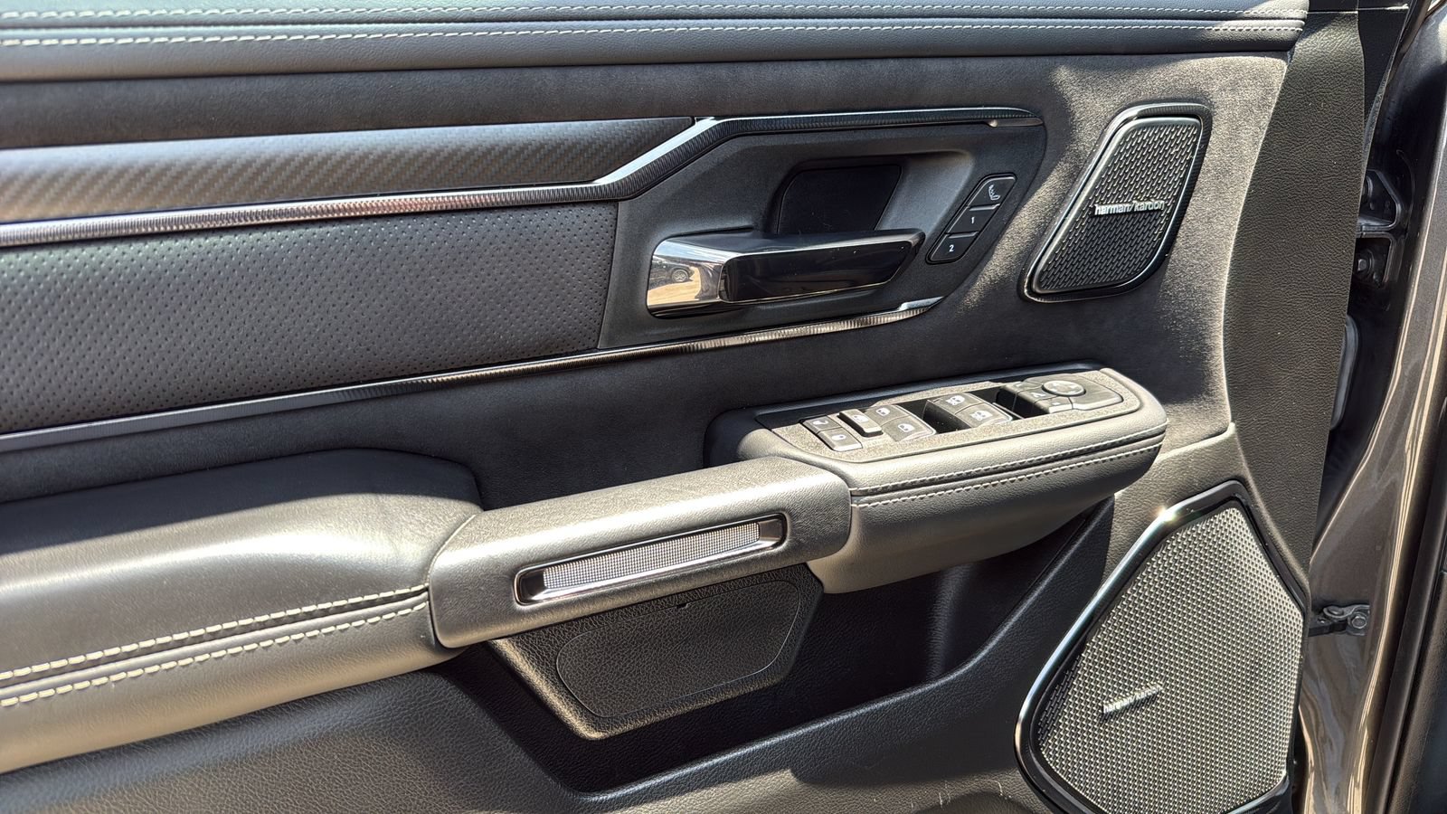 Used 2025 RAM 1500 RHO w/ RHO Level 1 Equipment Group AWD/4WD image 12