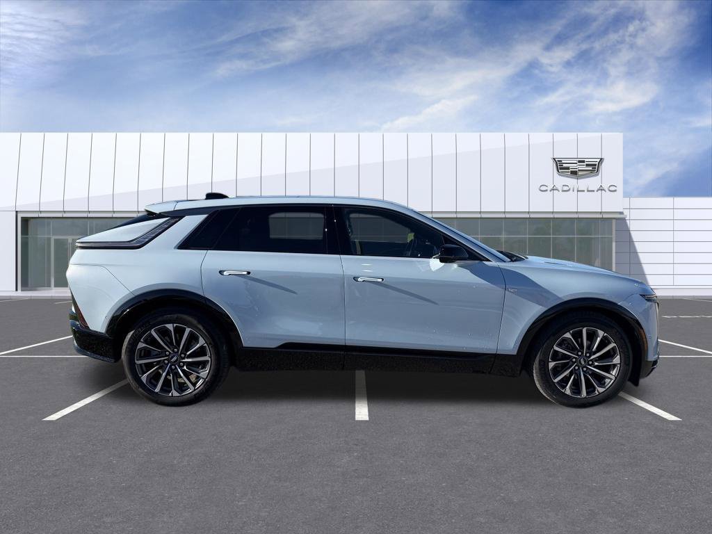 Certified 2024 Cadillac Lyriq Sport AWD/4WD image 2