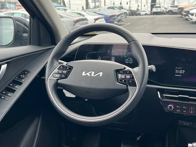 Certified 2026 Kia Niro EX FWD image 12