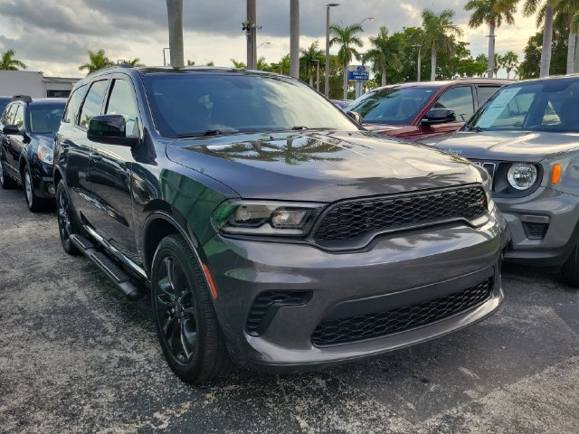 Used 2024 Dodge Durango GT w/ Blacktop Package RWD image 2