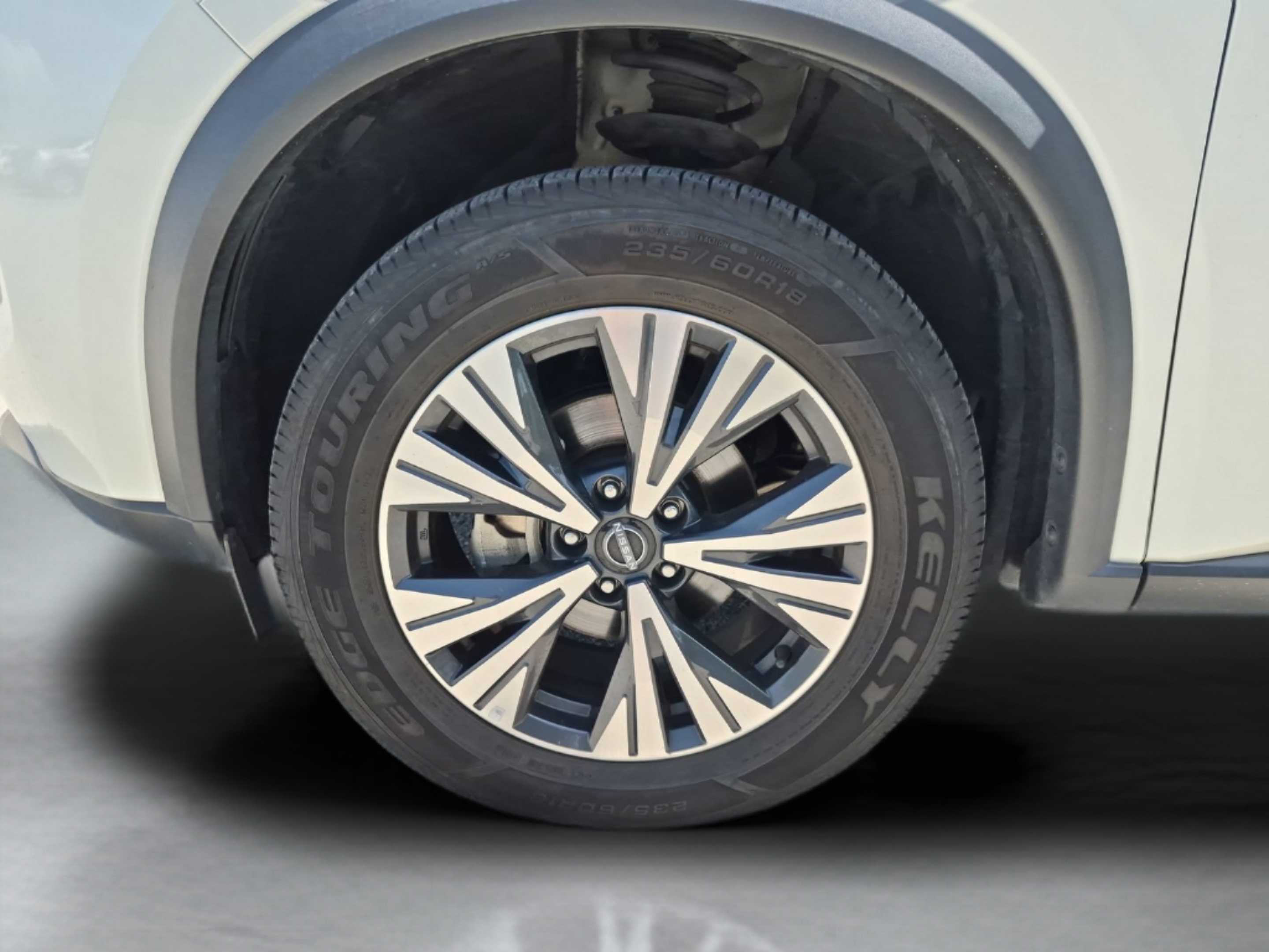 Used 2023 Nissan Rogue SV AWD/4WD image 30