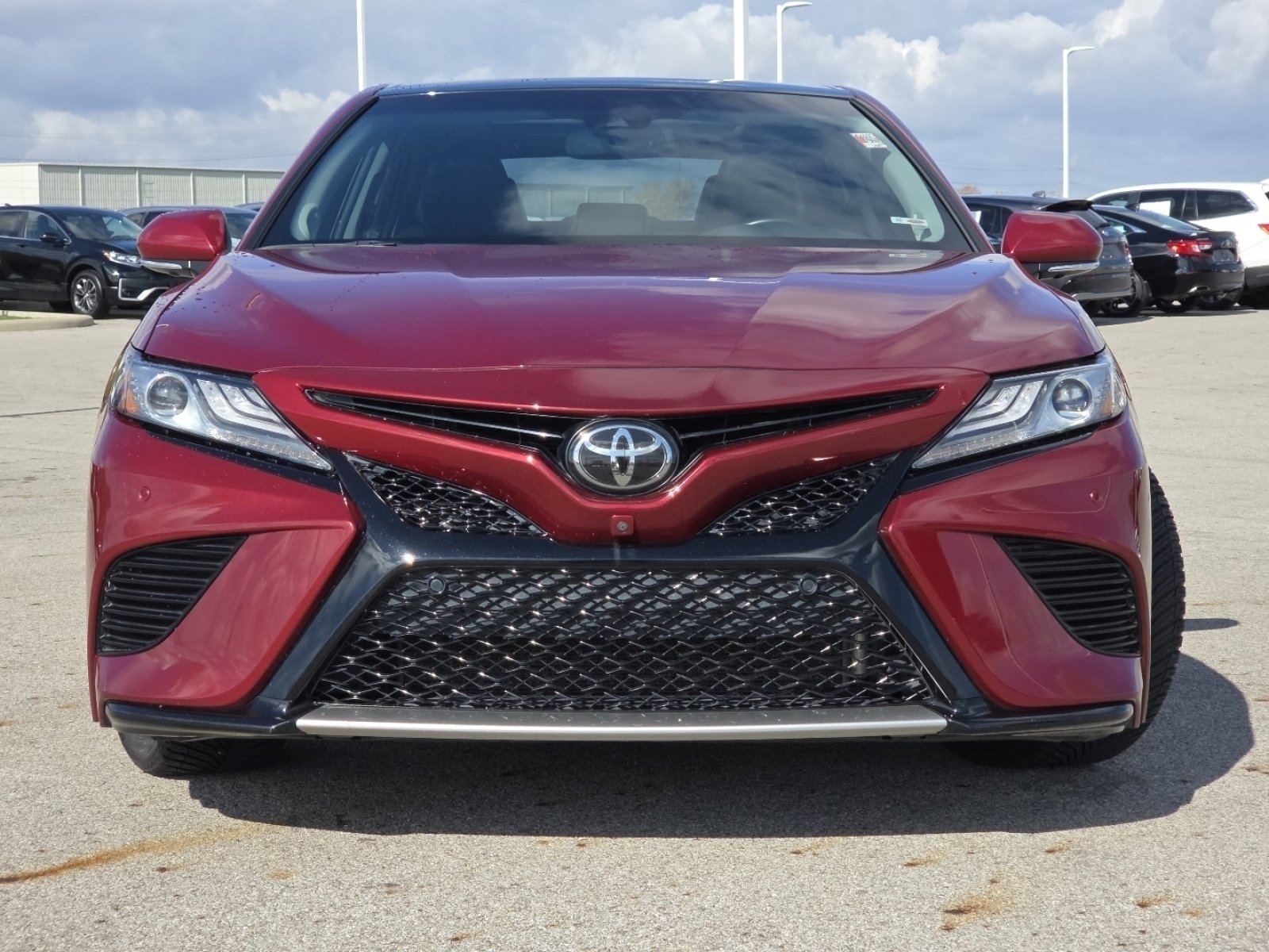 Used 2018 Toyota Camry XSE image 14