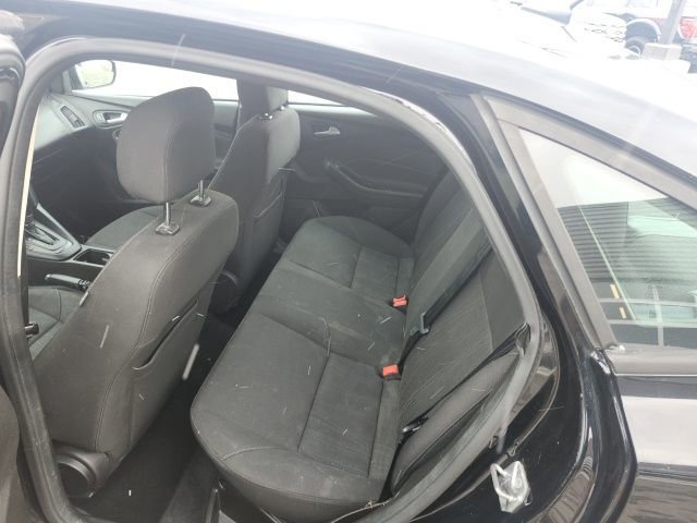 Used 2016 Ford Focus SE image 14